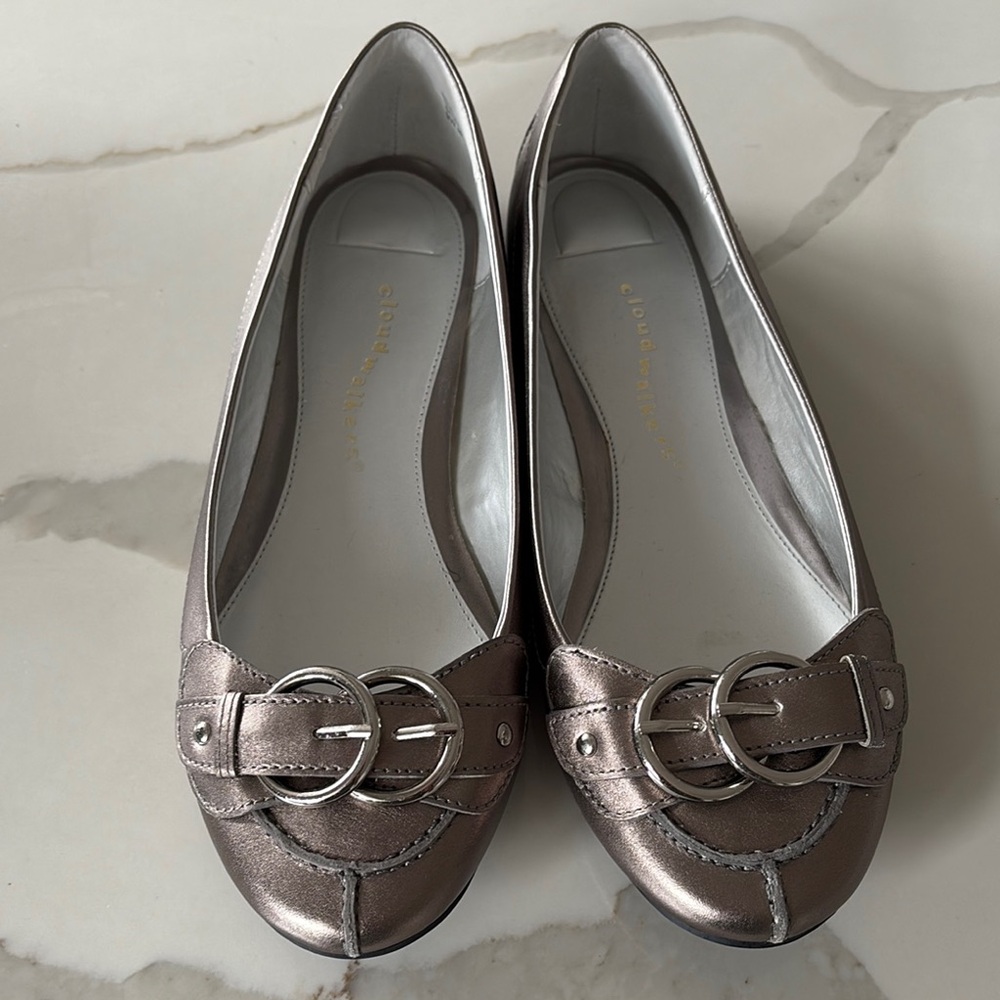 Cloudwalkers Silver Flats with Decorative Emblem